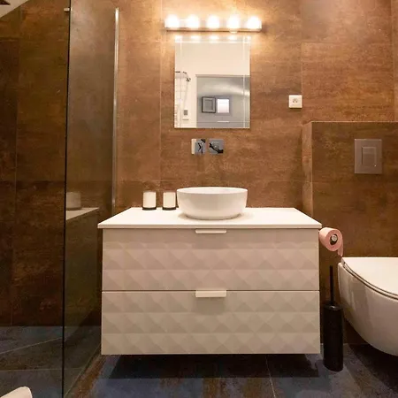 001 Safranier With Private Jacuzzi * 昂蒂布